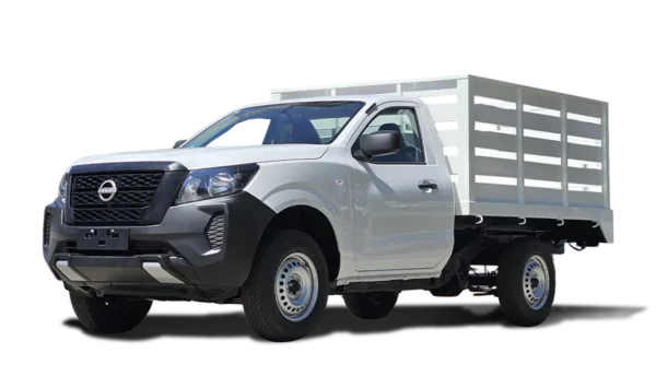 Camioneta pickup con redilas metálicas fabricadas por Industrias VICPE en Hermosillo Sonora